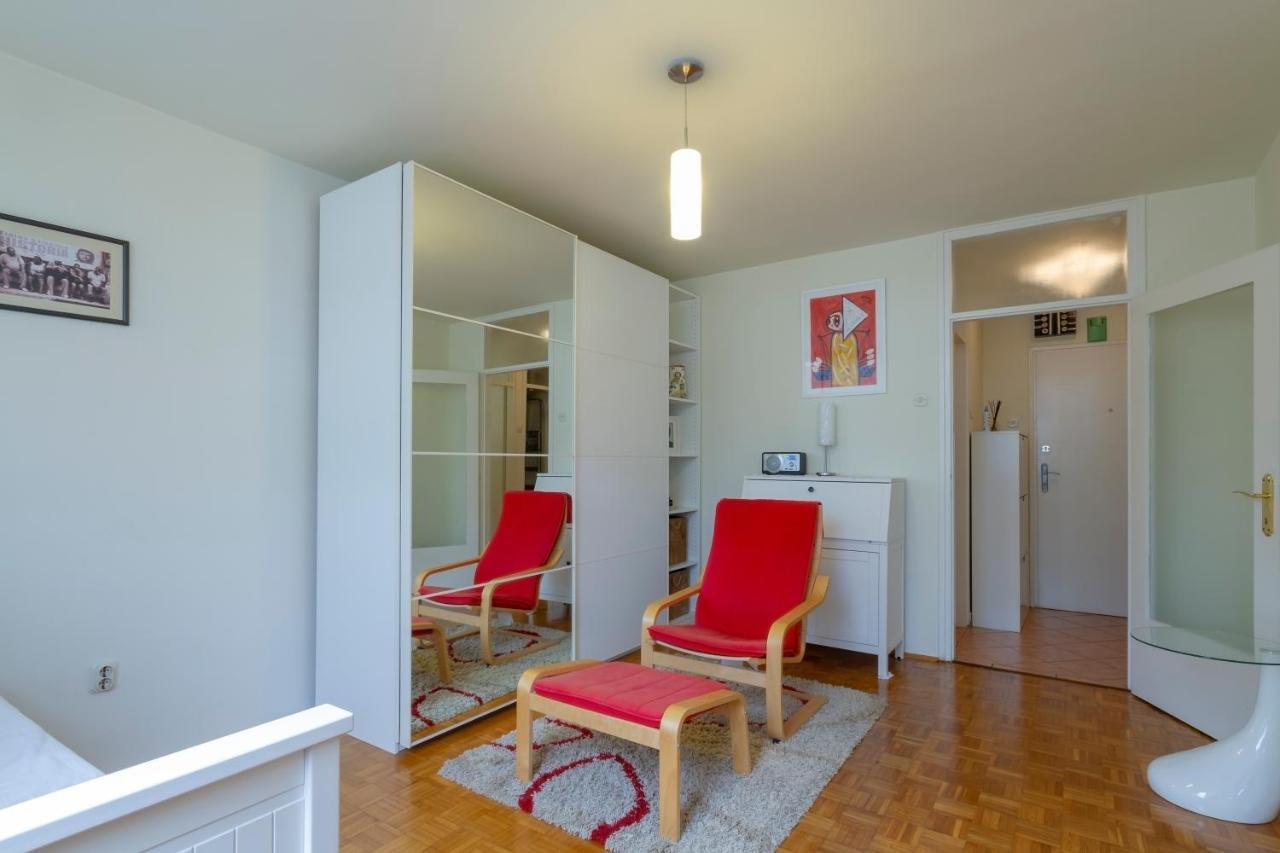 Atelier Apartment พูลา ภายนอก รูปภาพ